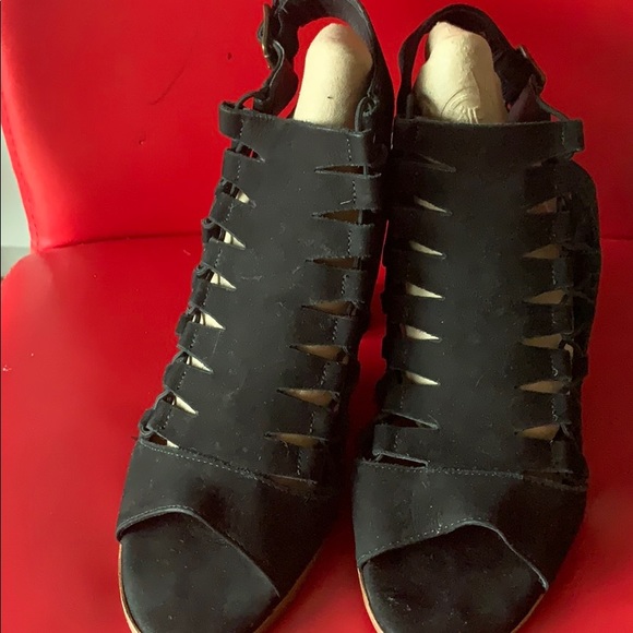 Gladiator style WALKING CRADLE Leather sandals - Picture 2 of 5